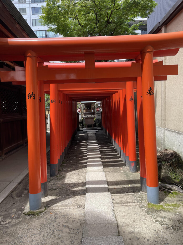 稲荷奥宮