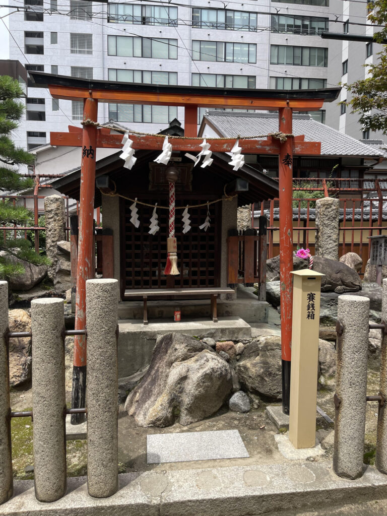 亀吉大明神、鶴姫大明神